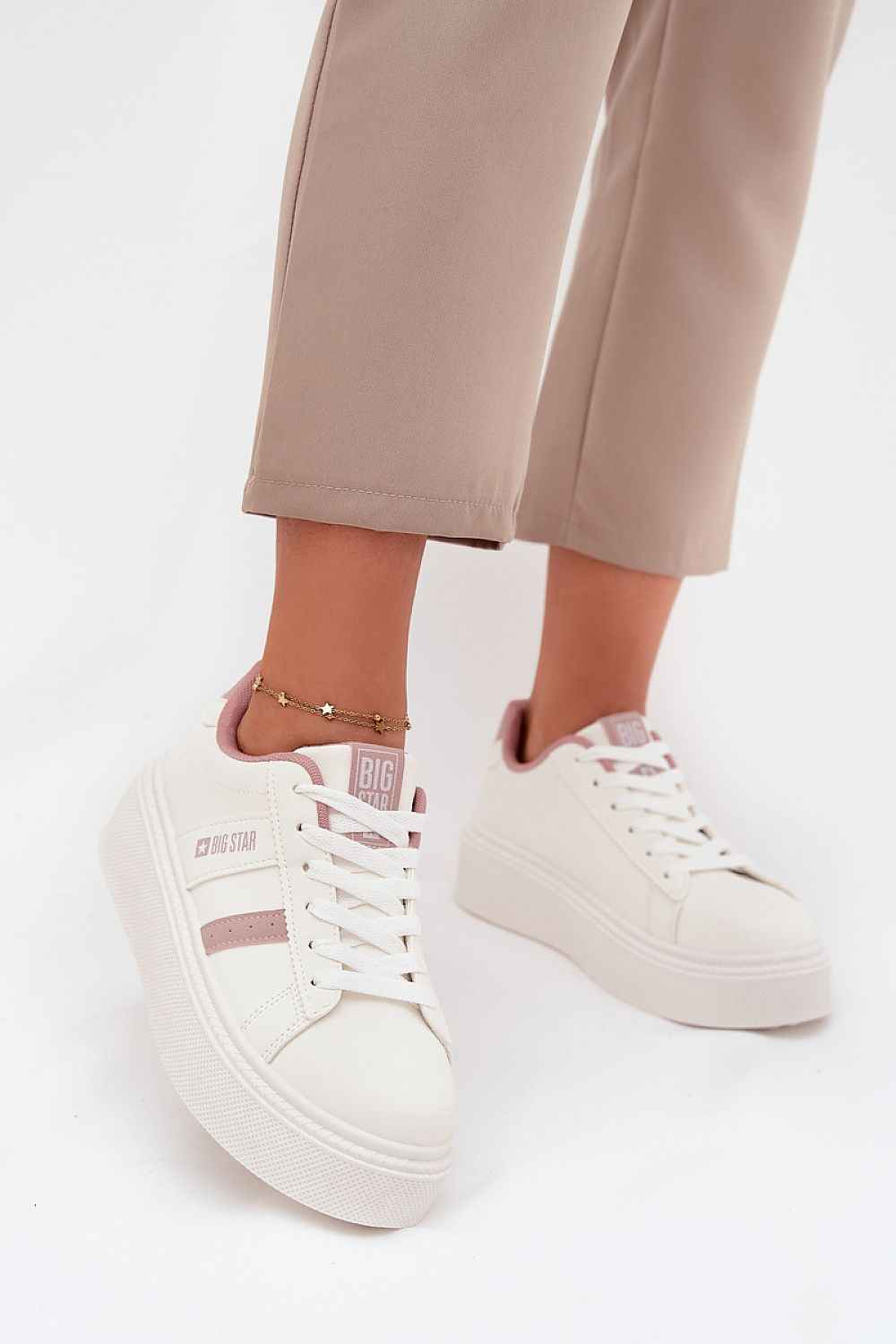 Sport Shoes model 216471